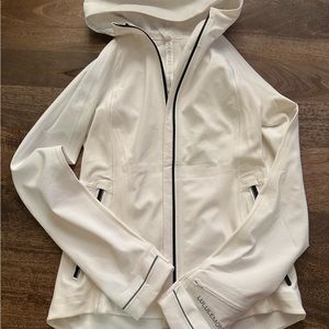 Lululemon Break A Trail Jacket Sz 6